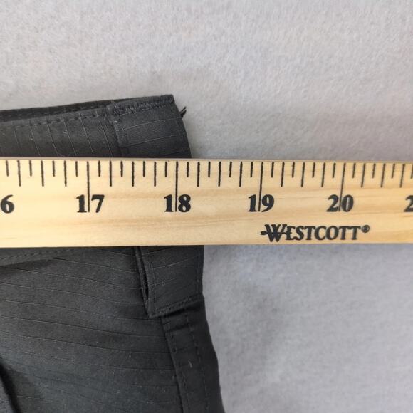 Propper EdgeTec Shorts Men's 36x11 Black Tactical Cargo F5908 Ripstop Quick Dry - Picture 3 of 10